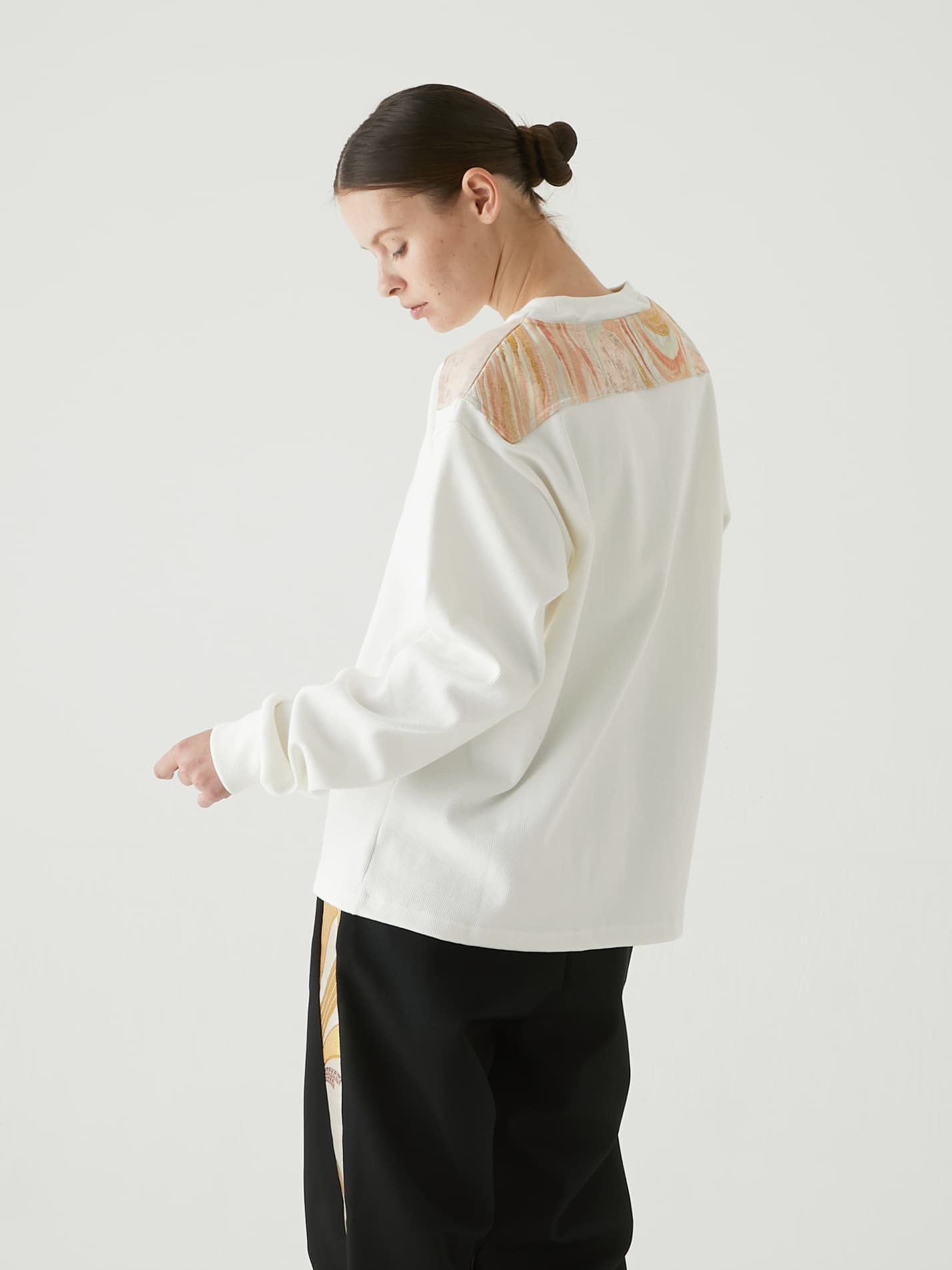 SH THERMAL 01 White 008